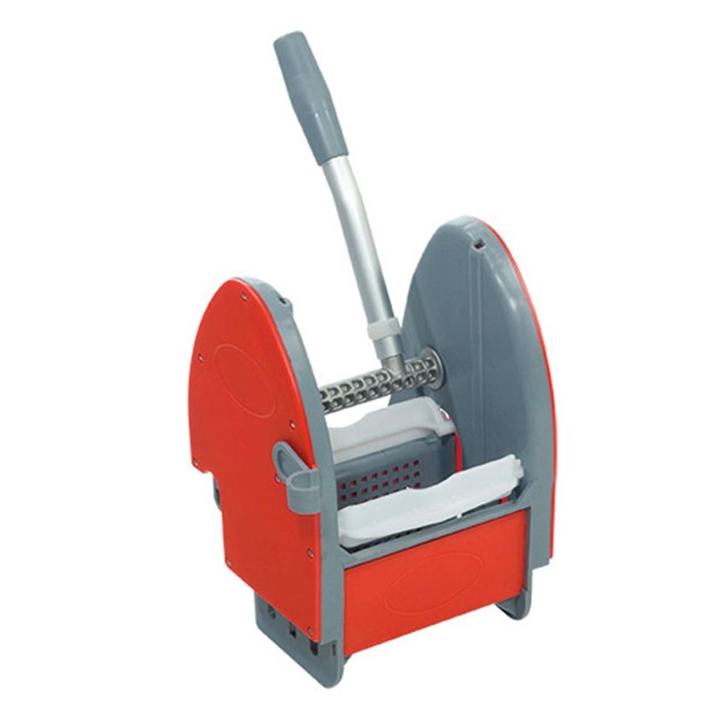 Strizzatore per Mop in Plastica con Alberino in Alluminio e Gancio Porta Manico Strizzatore per Mop in Plastica con Alberino in Alluminio e Gancio Porta Manico